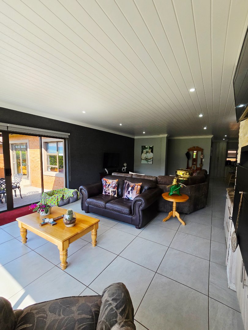 3 Bedroom Property for Sale in Wilkoppies North West